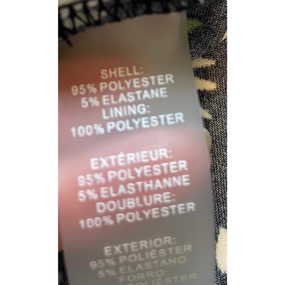 Tommy Hilfiger Dress Windblown Daisy Sleeveless V-Neck Size 8 Belt Fit and Flare - Picture 9 of 12